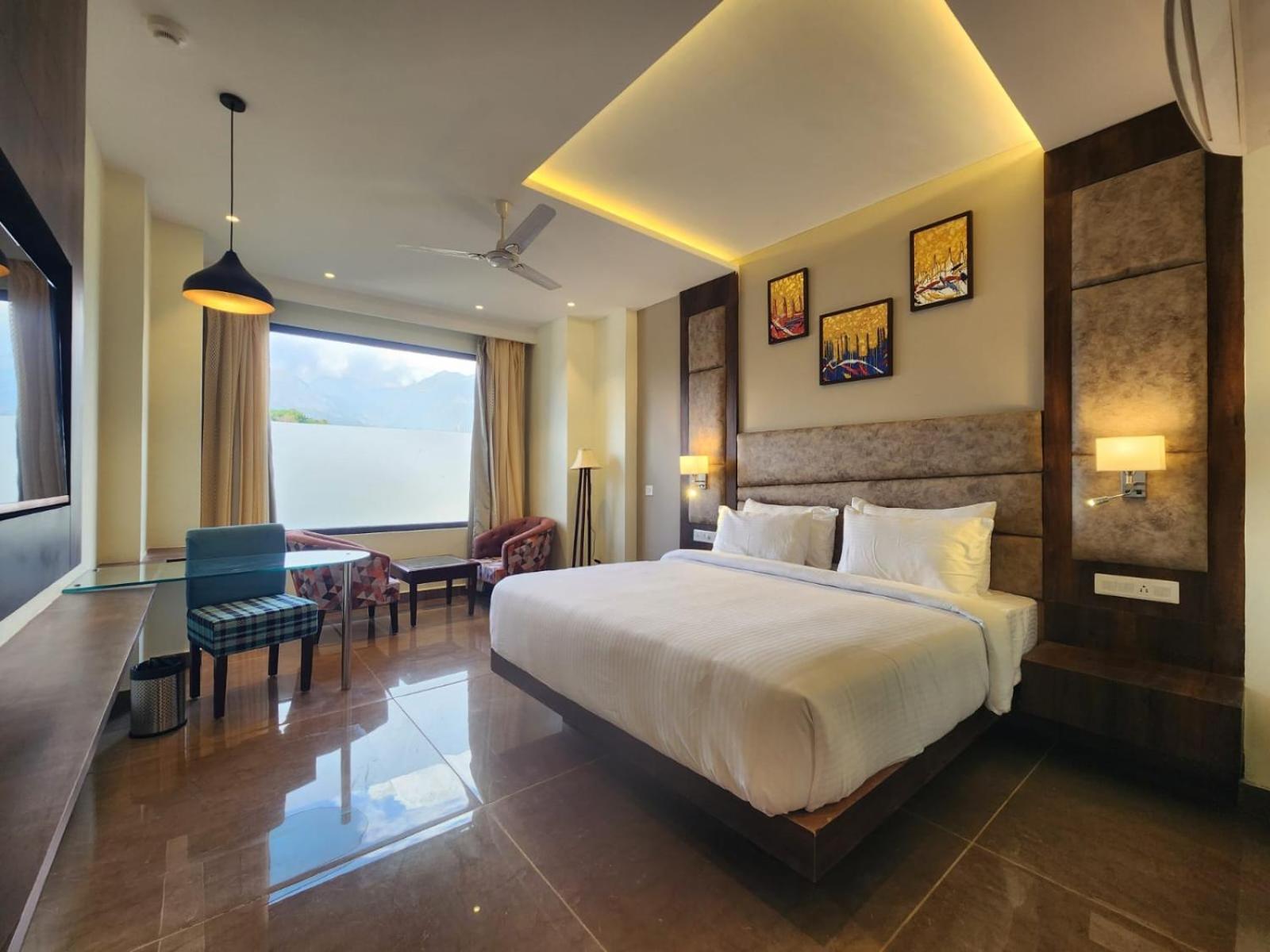 Aachman River And Valley View Resort Dharamshala - A Riverside Resort With Balcony View Εξωτερικό φωτογραφία