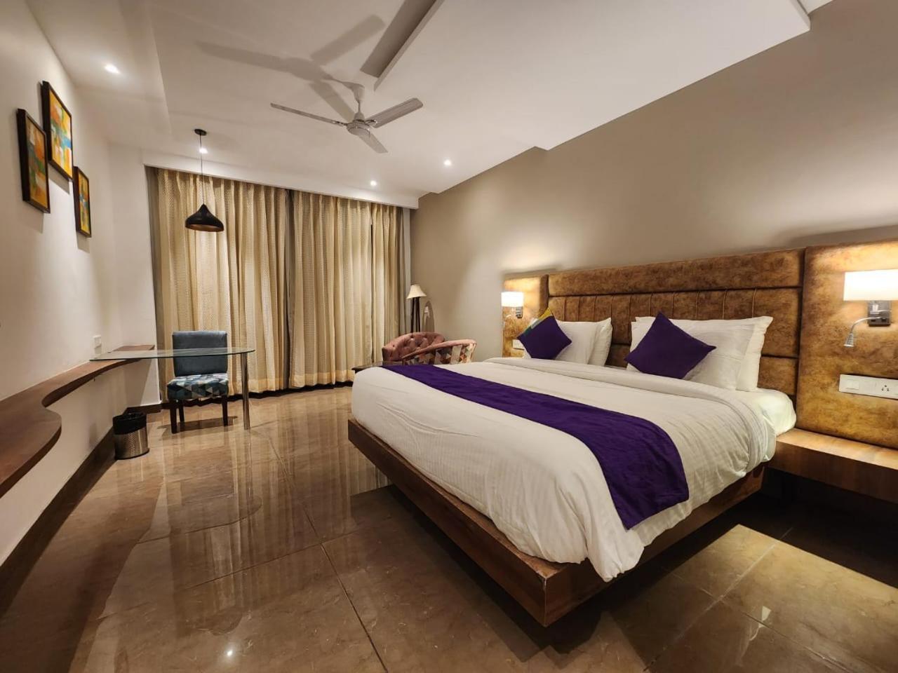 Aachman River And Valley View Resort Dharamshala - A Riverside Resort With Balcony View Εξωτερικό φωτογραφία