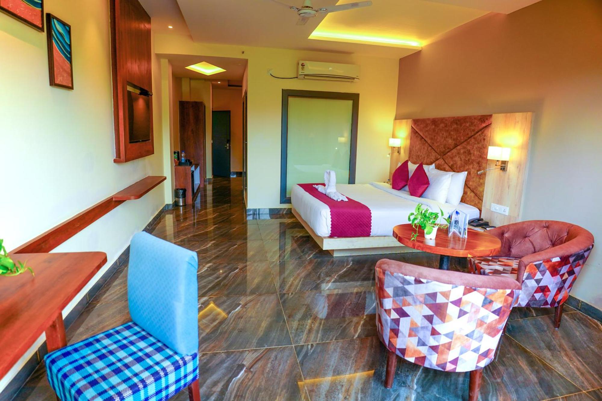 Aachman River And Valley View Resort Dharamshala - A Riverside Resort With Balcony View Εξωτερικό φωτογραφία