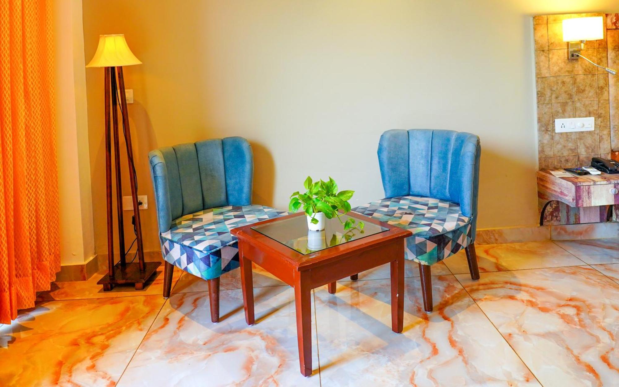 Aachman River And Valley View Resort Dharamshala - A Riverside Resort With Balcony View Εξωτερικό φωτογραφία